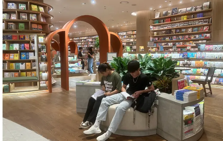 Nhà Sách Nhã Nam Hà Nội
