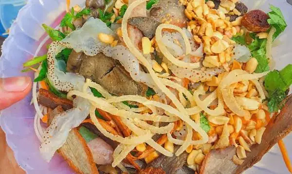 Nộm Huế Đặng Trần Côn