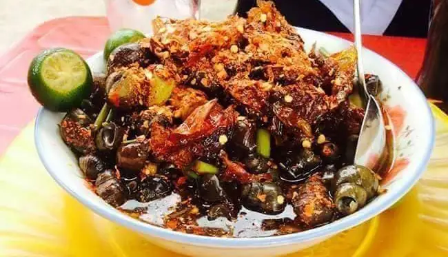 Review Quán Ốc Hút Bà Hạnh - Điện Phương: Trải Nghiệm Ốc Hấp Đậm Chất Miền Trung Tại Đà Nẵng