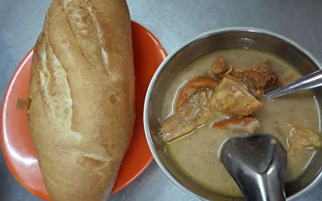 Phá Lấu Nguyễn Thiện Thuật: Review Chi Tiết Quán Phá Lấu Ngon Ở Quận 3