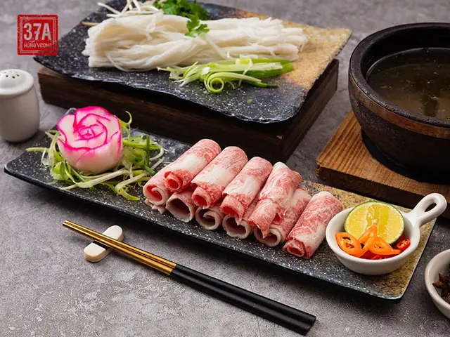 Phở Bát Đá Bò Wagyu: Hướng Dẫn Toàn Tập Từ Chọn Nguyên Liệu Đến Thưởng Thức
