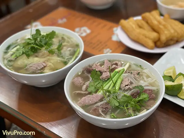 Pho Ga Bo Ly Quoc Su