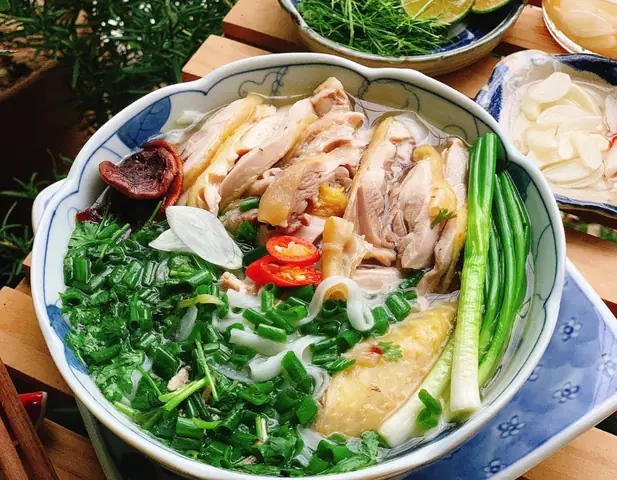 Cách Làm Phở Gà Hà Nội Xưa Chuẩn Vị