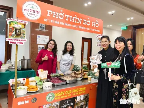 Phở Thìn Ngoại Giao Đoàn