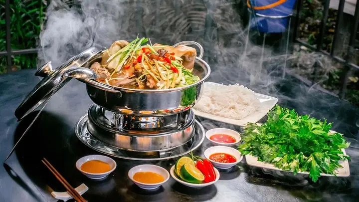Top 10 Quán Ăn Hồ Tùng Mậu Cầu Giấy Tốt Nhất: Đánh Giá Chi Tiết Và So Sánh