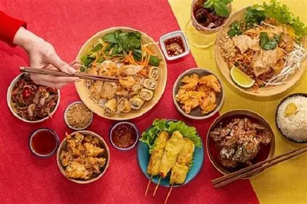 Top 6 Quán Ăn Ngon Trên Đường Hoàng Hoa Thám, Hà Nội