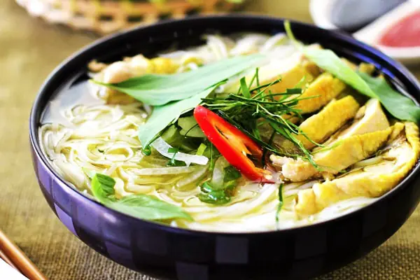 Review Chi Tiết 10 Quán Ăn Nguyễn Bỉnh Khiêm: Từ Hải Sản Sang Trọng Đến Đồ Ăn Vỉa Hè