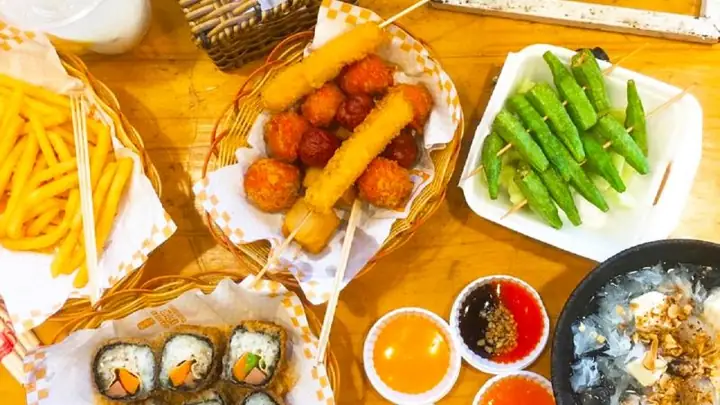 Top 12 Quán Ăn Vặt Ngon, Bổ Rẻ Quận 10 [review 2026]