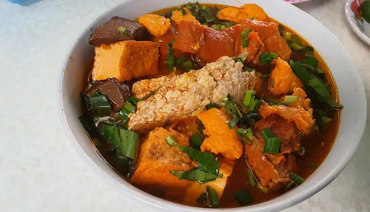 Review Quán 63 Bún Riêu Cua Đồng: Hương Vị Thuần Việt Giữa Lòng Thủ Đức