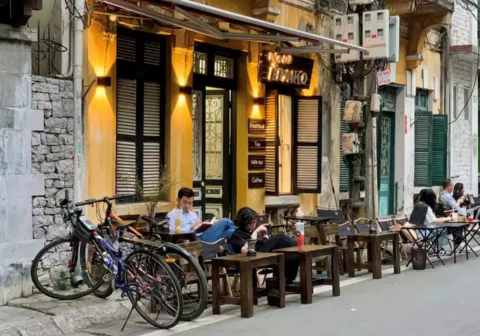 Quán Cafe Đường Phan Huy Ích