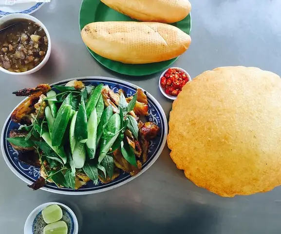Quán Gà Nướng Bảy Đực