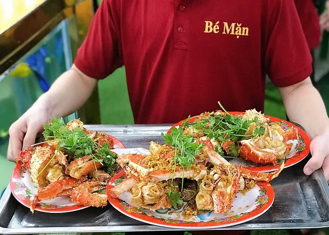 Review Chi Tiết Quán Hải Sản Bé Mặn Đà Nẵng: Trải Nghiệm Hải Sản Tươi Sống Ven Biển Mỹ Khê