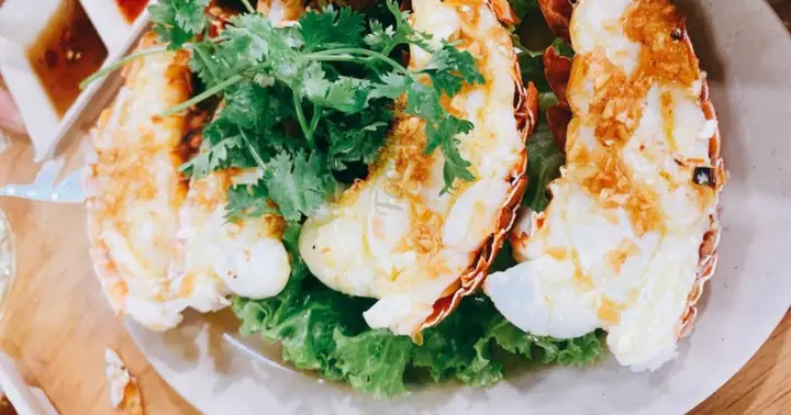 Review Quán Hải Sản Nhà Tôi Nha Trang: Giá Rẻ, Ngon Đúng Chuẩn