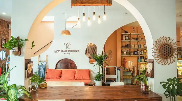 Roots Plant Based Cafe Da Nang