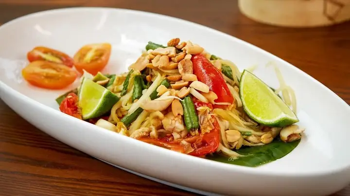 Review Nhà Hàng Chay Sân Mây 771 Lê Hồng Phong: Trải Nghiệm Tĩnh Lặng Giữa Lòng Thành Phố