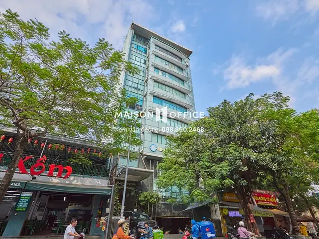 Số 6 Vũ Ngọc Phan