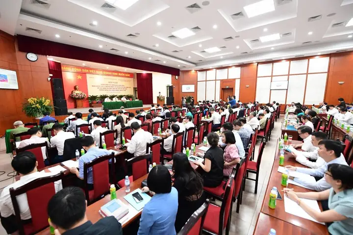 Số 9 Nguyễn Cảnh Chân