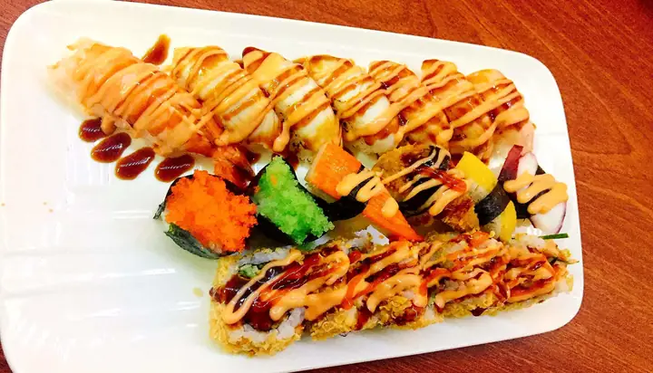 Review Mr. Tôm Sushi Đường Phố: Quán Ăn Vặt Giá Rẻ, Hấp Dẫn Sinh Viên Gò Vấp