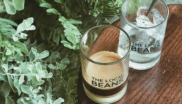 Review Chi Tiết The Local Beans Đà Nẵng: Quán Cà Phê Phong Cách Sân Vườn Giữa Trung Tâm
