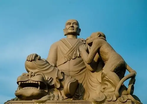 Thích Quảng Đức Và Chùa Quán Thế Âm Phú Nhuận: Hành Trình Tâm Linh Và Triết Lý Ẩm Thực Chay