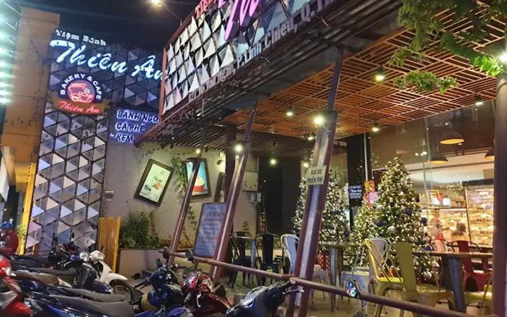 Bánh Kem Thiên Ân Thủ Đức: Đánh Giá Chi Tiết Và So Sánh Top 7 Tiệm Uy Tín
