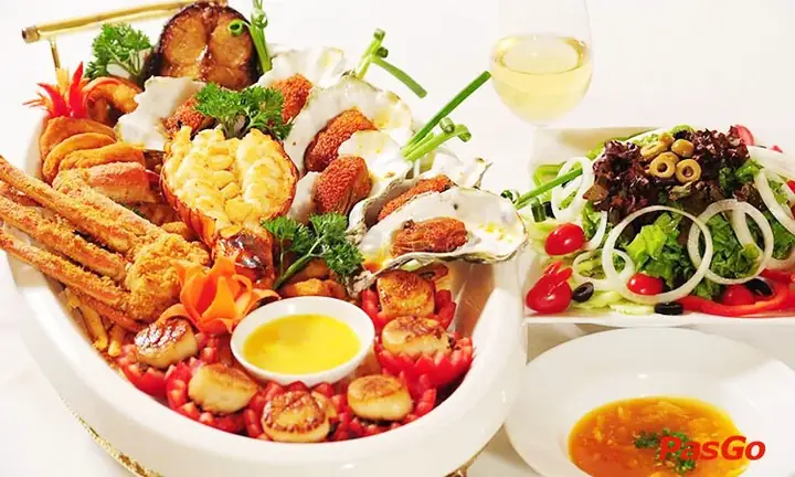 Review Nhà Hàng Tôm Hùm 168 Nguyễn Khánh Toàn: Điểm Đến Lý Tưởng Cho Tín Đồ Hải Sản
