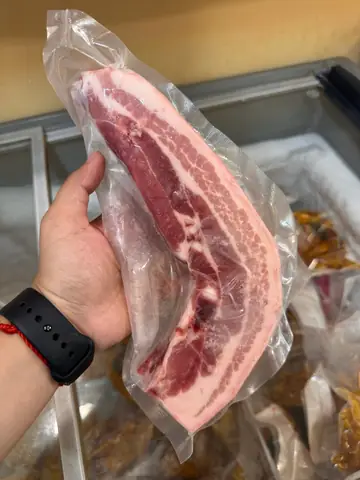 Ba Rọi Và Ba Chỉ