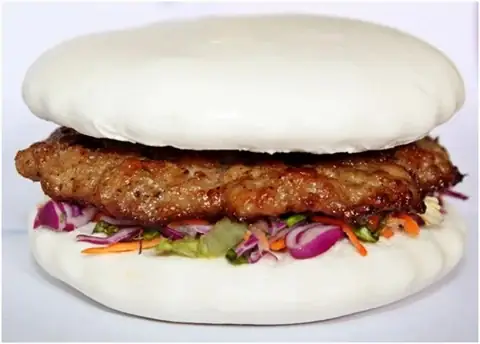 Bánh Bao Kẹp Thịt Nướng