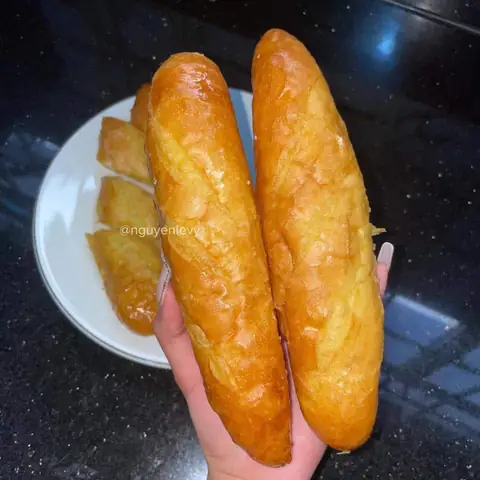 Bánh Mì Bơ Sữa Đặc Biệt Thơm Ngon