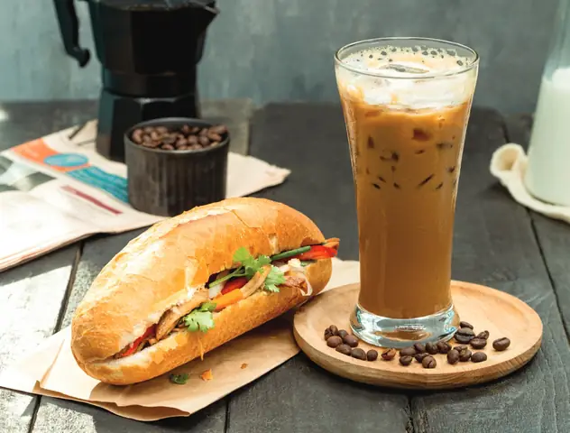 Bánh Mì Và Cà Phê