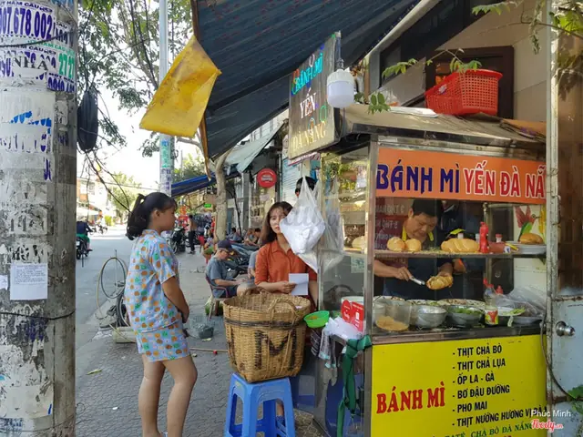 Bánh Mì Yến Đà Nẵng