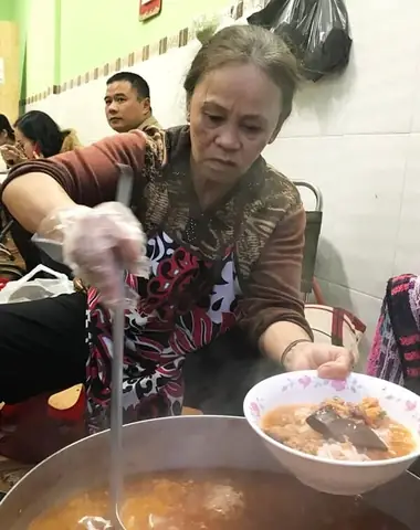Bún Riêu Cô Lan Đà Lạt