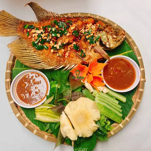 Cá Chiên Xù Cuốn Bánh Tráng