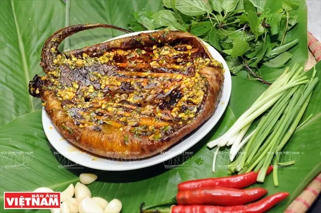 Cá Đuối Nướng Muối Ớt