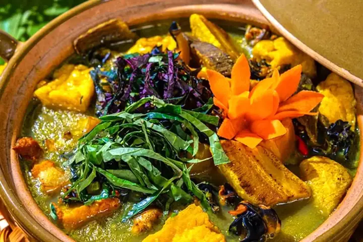 Cá Trình Om Chuối Đậu