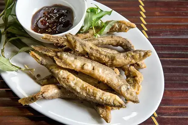 Cá Trứng Có Phải Mổ Không