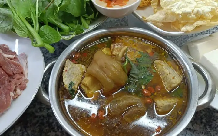 Cách Hầm Chân Bò Nhanh Mềm