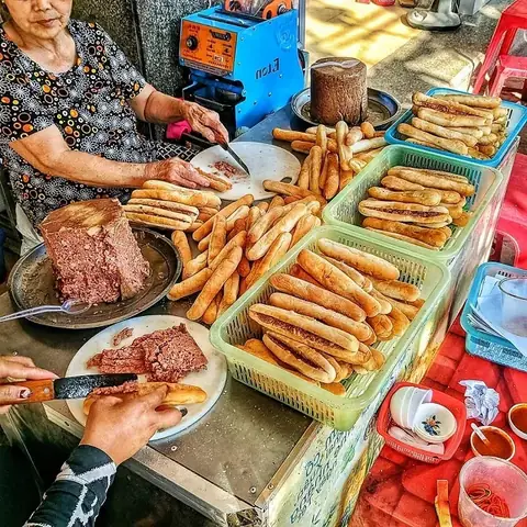 Cách Làm Bánh Mì Que Hải Phòng