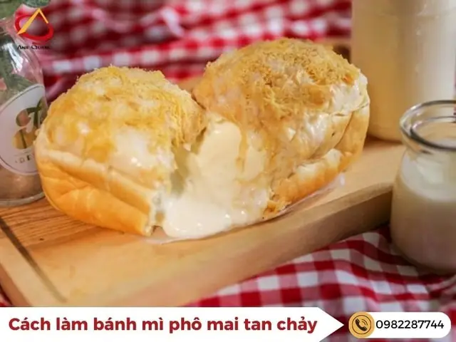 Cách Làm Bánh Mì Sốt Phô Mai Tan Chảy