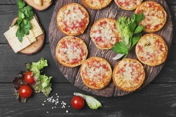 Cách Làm Bánh Pizza Mini