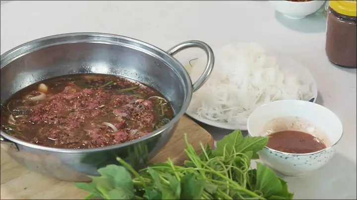 Cách Làm Bò Nhúng Mắm Ruốc