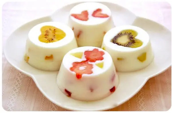 Cách Làm Thạch Sữa Chua Hoa Quả