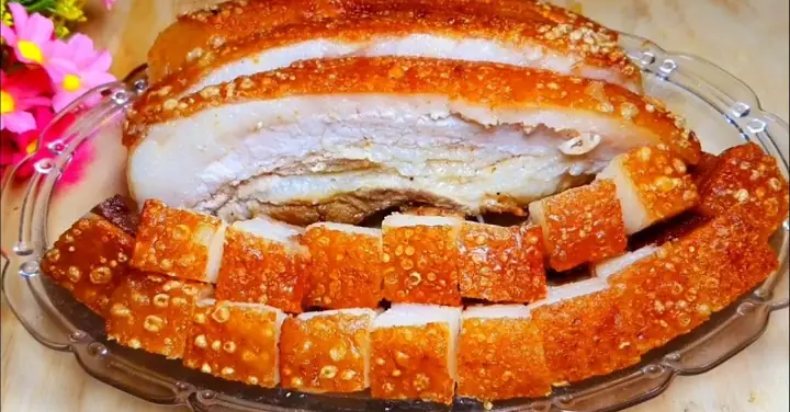 Cách Làm Thịt Quay Ngon Giòn
