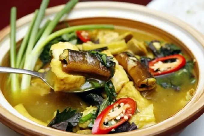 Cách Nấu Lẩu Lươn Hoa Chuối