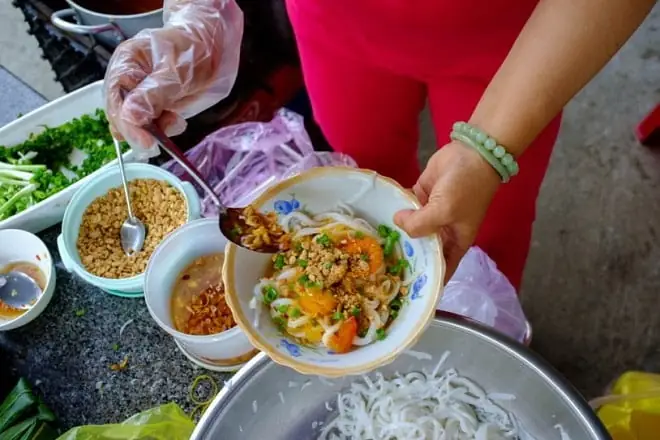 Cách Nấu Mì Quảng Phú Chiêm