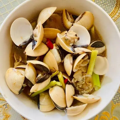 Cách Nấu Nghêu Hấp Sả Thái