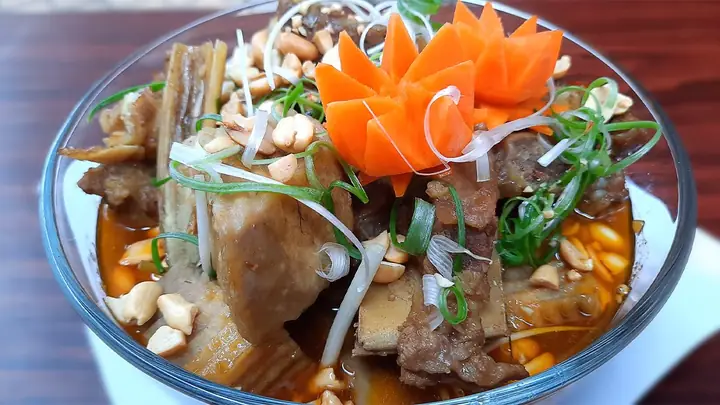 Cách Nấu Sườn Bò Hầm Sả