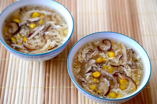 Cách Nấu Súp Gà Nấm Đông Cô