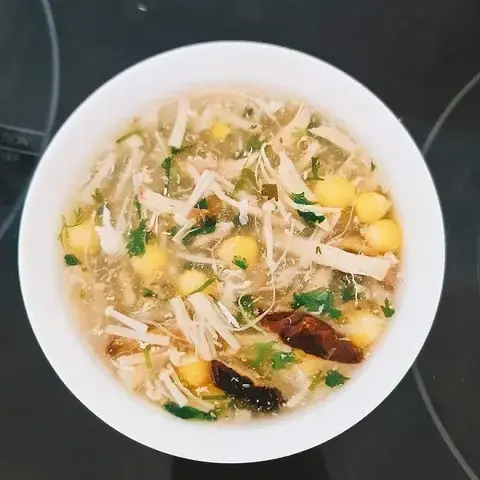 Cách Nấu Súp Gà Nấm Kim Châm