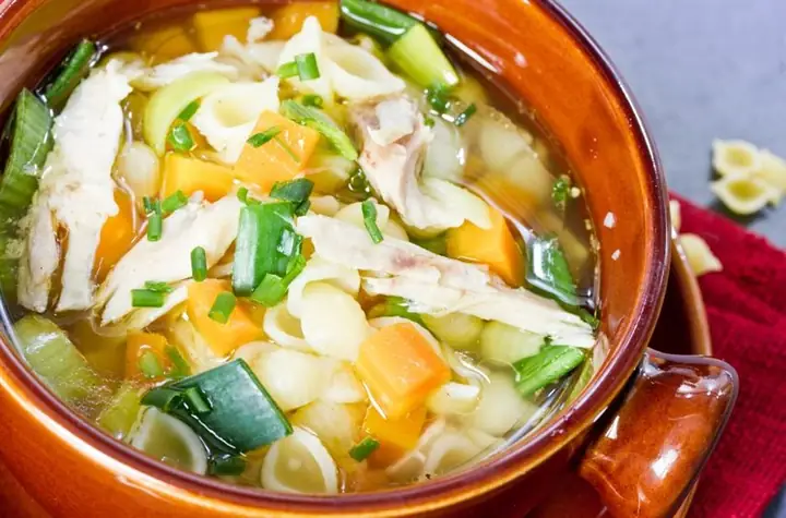 Cách Nấu Súp Gà Rau Củ Cho Bé